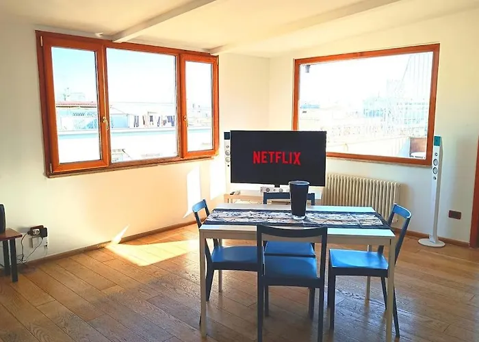 10 Min To City Center Luxury Panoramic Penthouse